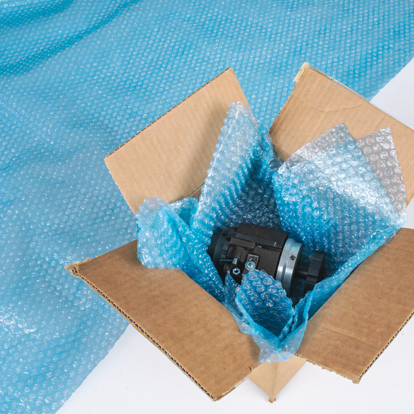 burbujas de aire con protección contra la corrosión COR-PAK 126  39 x 328' 4 mil CORTEC